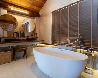 Irene Pool Villa Resort, Koh Lipe - 麗貝島 - 浴室