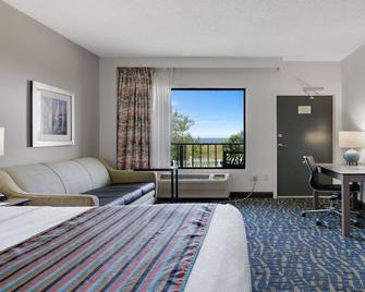 桑茲貝斯特韋斯特普勒斯旅館及套房酒店 - 諾福克 - 諾福克（弗吉尼亞州） - 臥室