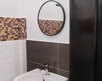 Siquijor Hilltop House Near Cambugahay Falls - Lazi - Balcón