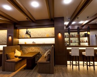 Crystal Hotel & Spa - Bakuriani - Bar