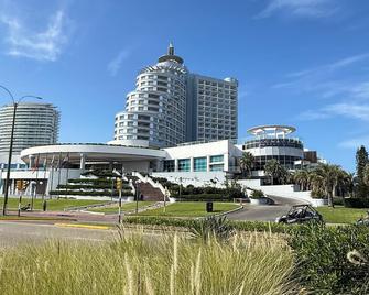 شيلتون هوتل - بونتا ديل إست - مبنى