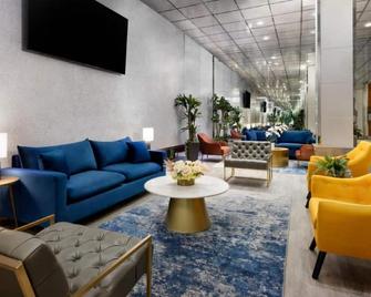 Superior Two Full Beds Room At OYO Hotel Times Square - 뉴욕 - 라운지