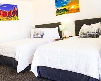 Blue Sage Inn & Suites - Blanding - Schlafzimmer