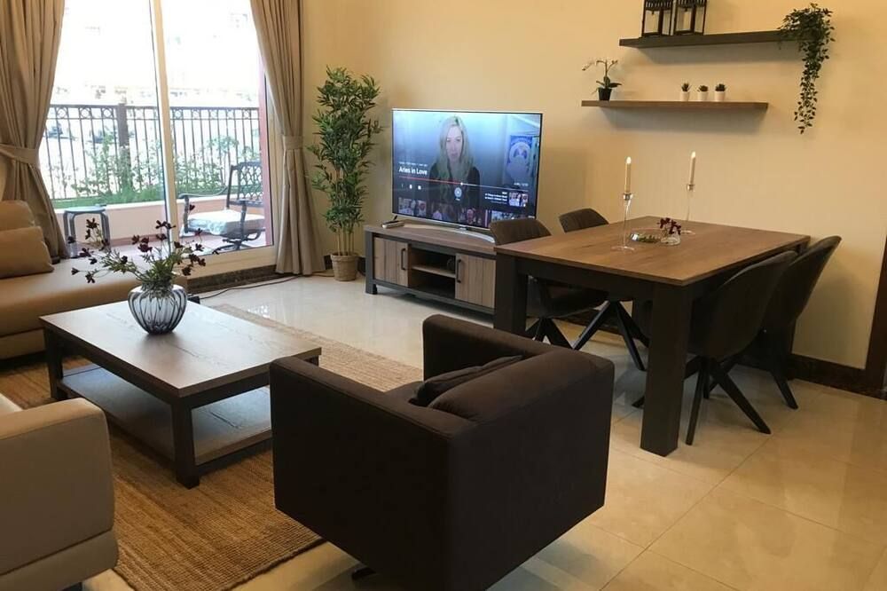 cozy one bedroom fully furnished - Dubai - Sala