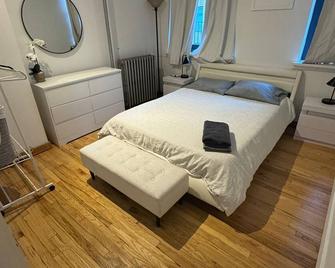 4-Bedroom Haven Near Tribeca! - New York - Camera da letto