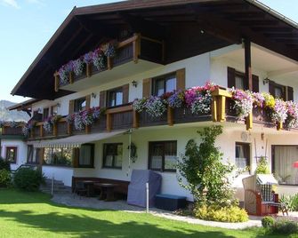 Pension - B&B Elisabeth Radstadt - Radstadt - Building