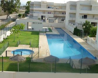 Golf y playa junto al Cabo de Gata - Almería - Piscina