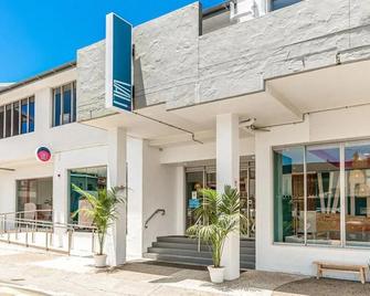 Nomads Byron Bay - Byron Bay - Bina