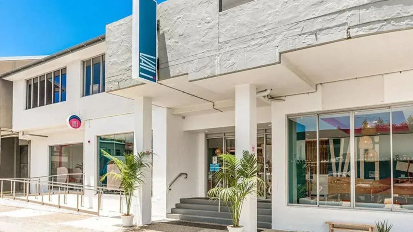 Nomads Byron Bay Hotel