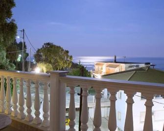 Hotel Parga Princess - Parga - Balcón