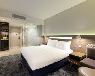 Holiday Inn Express Brisbane Central By IHG - בריסביין - חדר שינה