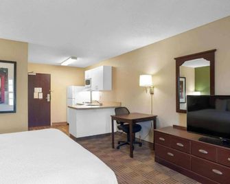 Studio 6 Extended Stay Huntsville, Al - Us Space & Rocket Center - Хантсвілл - Спальня