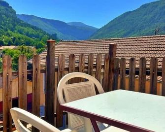 Les Callunes - Annot - Balcony