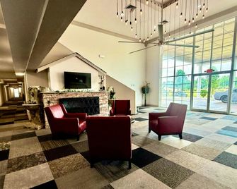 University Inn of Carbondale by Hotel O - Carbondale - Lobby