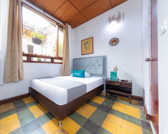 Ayenda Sarayu House - Medellín - Slaapkamer