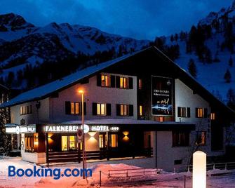 Hotel Falknerei Galina - Triesenberg - Edificio