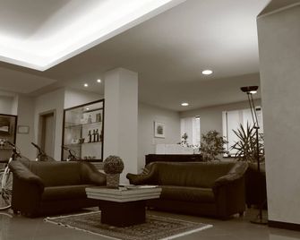Hotel Romanisio - Fossano - Lobby