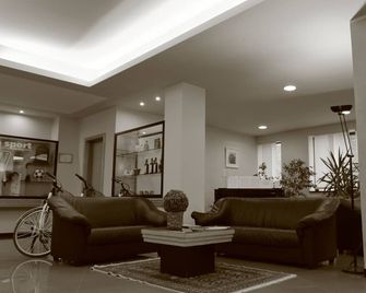 Hotel Romanisio - Fossano - Salónek