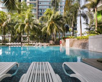 Acappella Suite Hotel, Shah Alam - Shah Alam - Piscina