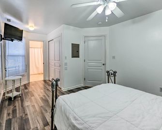 Wildwood Condo Walk to Beach and Water Parks! - Wildwood