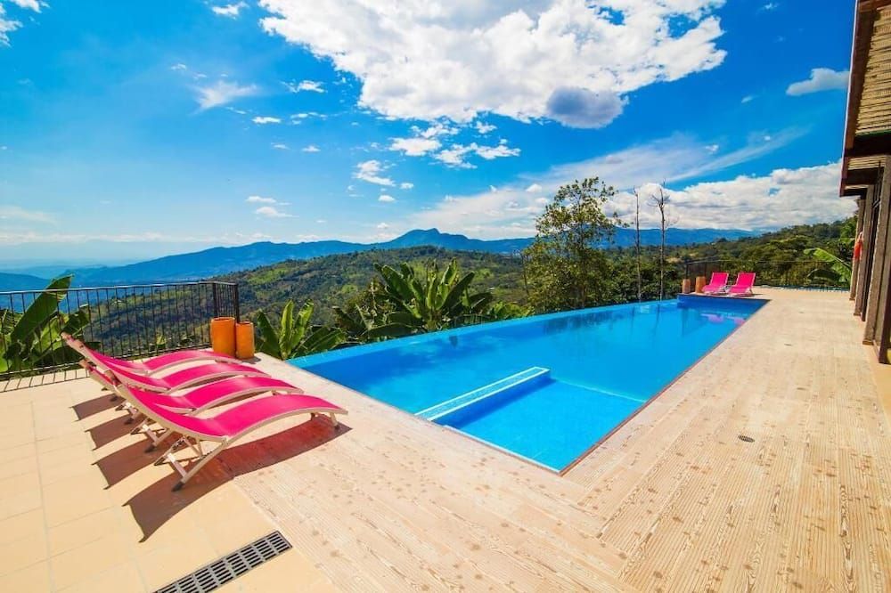 Hotel Casa Portones - Chinauta - Piscina