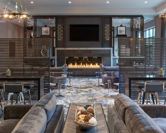 Residence Inn by Marriott Boston Waltham - Waltham - Lounge
