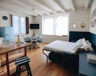 Ponte dei Voltoni Apartment - Peschiera del Garda - Makuuhuone