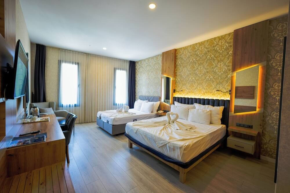 Isnova Hotel Airport thumbnail 3