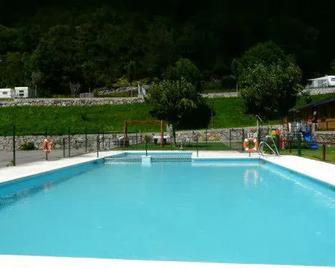 Complejo Turístico Bielsa Hotel y camping - Bielsa - Pool