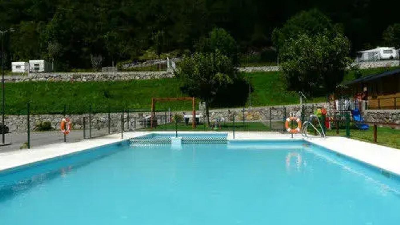 Complejo Turístico Bielsa Hotel y camping