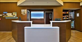Fairfield Inn & Suites by Marriott Chicago Midway Airport - Bedford Park - Rezeption