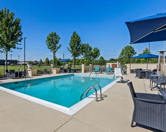 Hampton Inn & Suites Murfreesboro - Murfreesboro - Pool