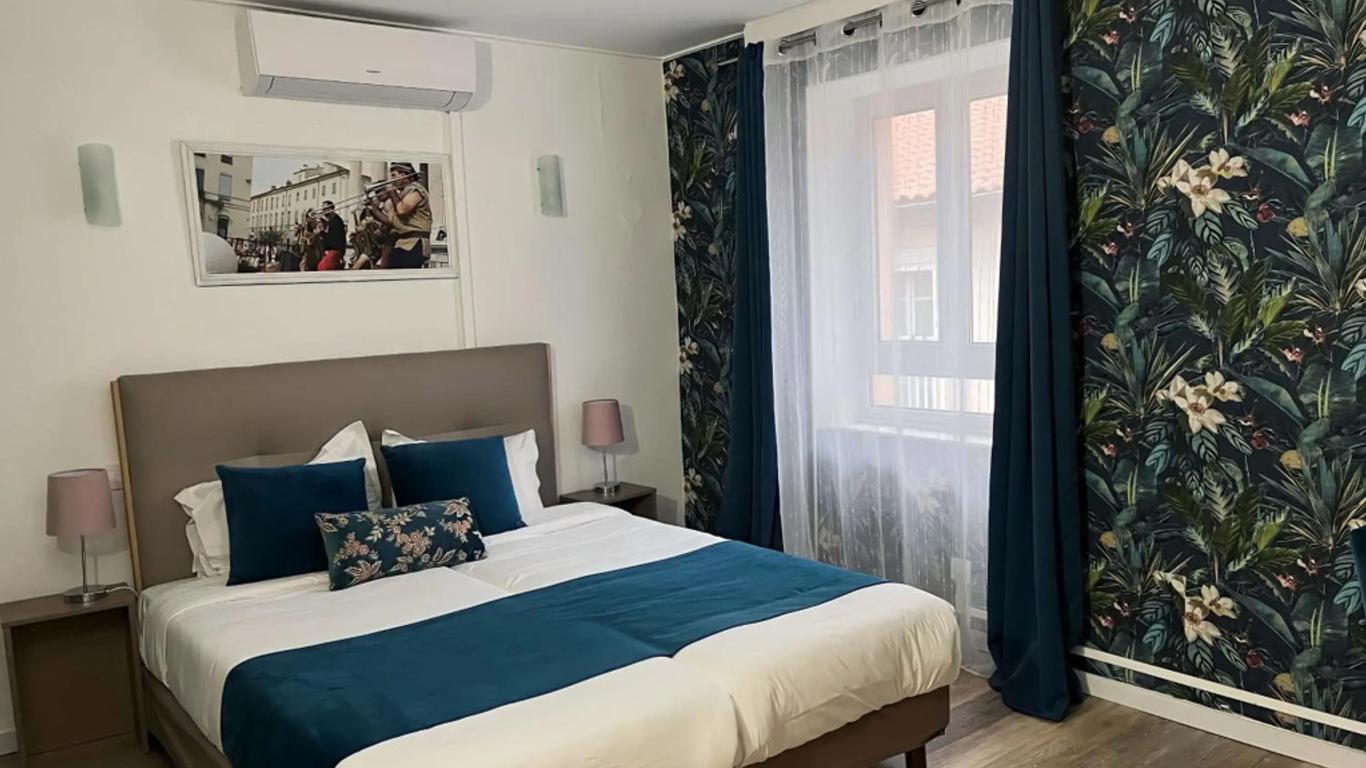 فندق إمباير