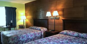 Economy Inn - Danville - Bedroom