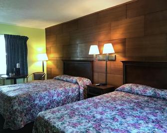 Economy Inn - Danville - Bedroom