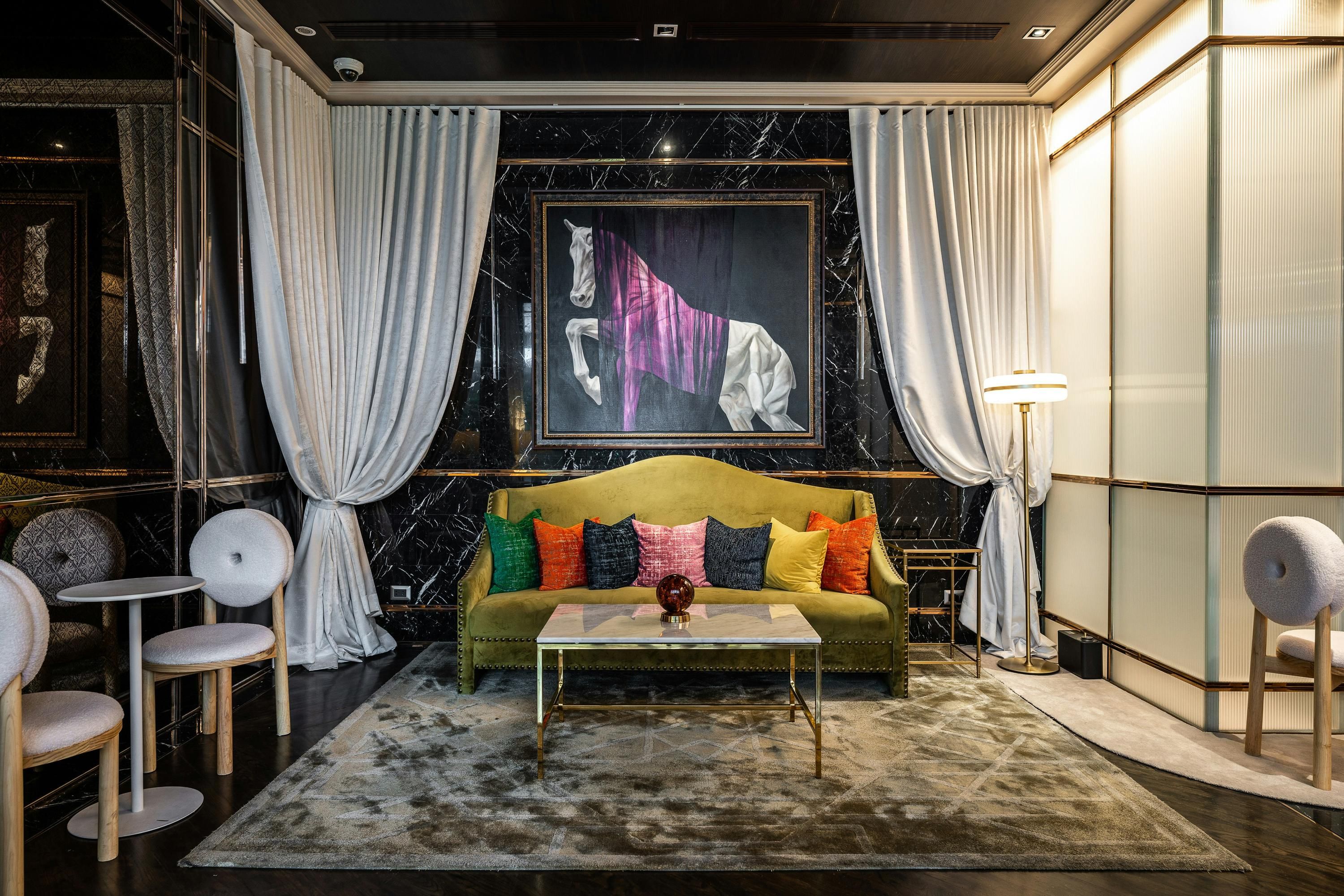 MUU Bangkok, Small Luxury Hotels of the World - בנגקוק