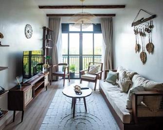 Rustic Haven Lakeside Condo in Entebbe - Entebbe - Sala de estar