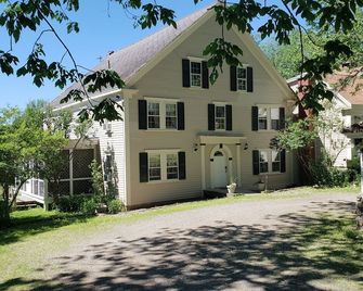 Hawks House Inn - Walpole - Edificio