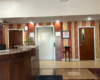 Travel Inn - Watertown Ny - Уотертаун - Рецепція