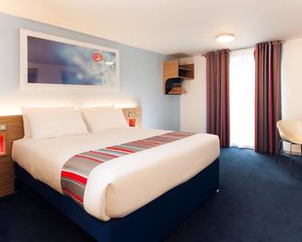 Travelodge Gatwick Airport Central - Gatwick - Bedroom