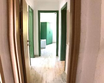 Temuçin Otel - Alacati - Διάδρομος