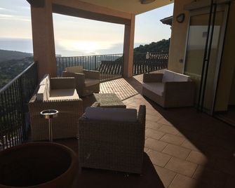 Hotel Castello Budoni - Budoni - Balkon