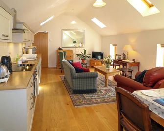 Swallow's Flight, Romantic In Askham - Newark-on-Trent - Living room