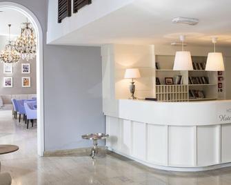 Aminess Younique Korcula Heritage Hotel - קורצ'ולה - דלפק קבלה