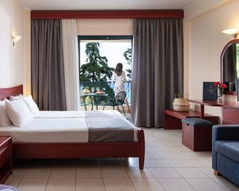 Hotel Lesse - Chaniotis - Schlafzimmer