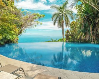 Hotel Villa Caletas - Herradura - Pool