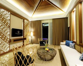 The Singhasari Resort Batu - Batu - Wohnzimmer