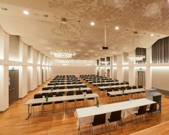 Kreuz Bern Modern City Hotel - Berne - Salle de réunion