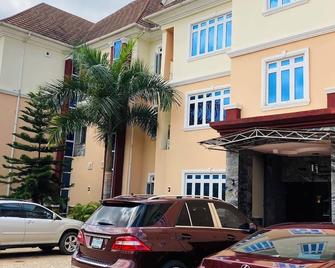 Npj Fully Furnished 4 Bedroom Apartment In Uyo - Uyo - Edificio