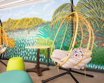 Waikiki Beachside Hostel - Honolulu